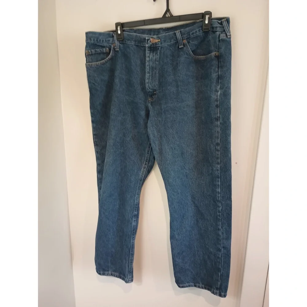 Wrangler Jeans Mens 42x29 Blue Denim Relaxed Fit 100% Cotton Dark Wash Casual